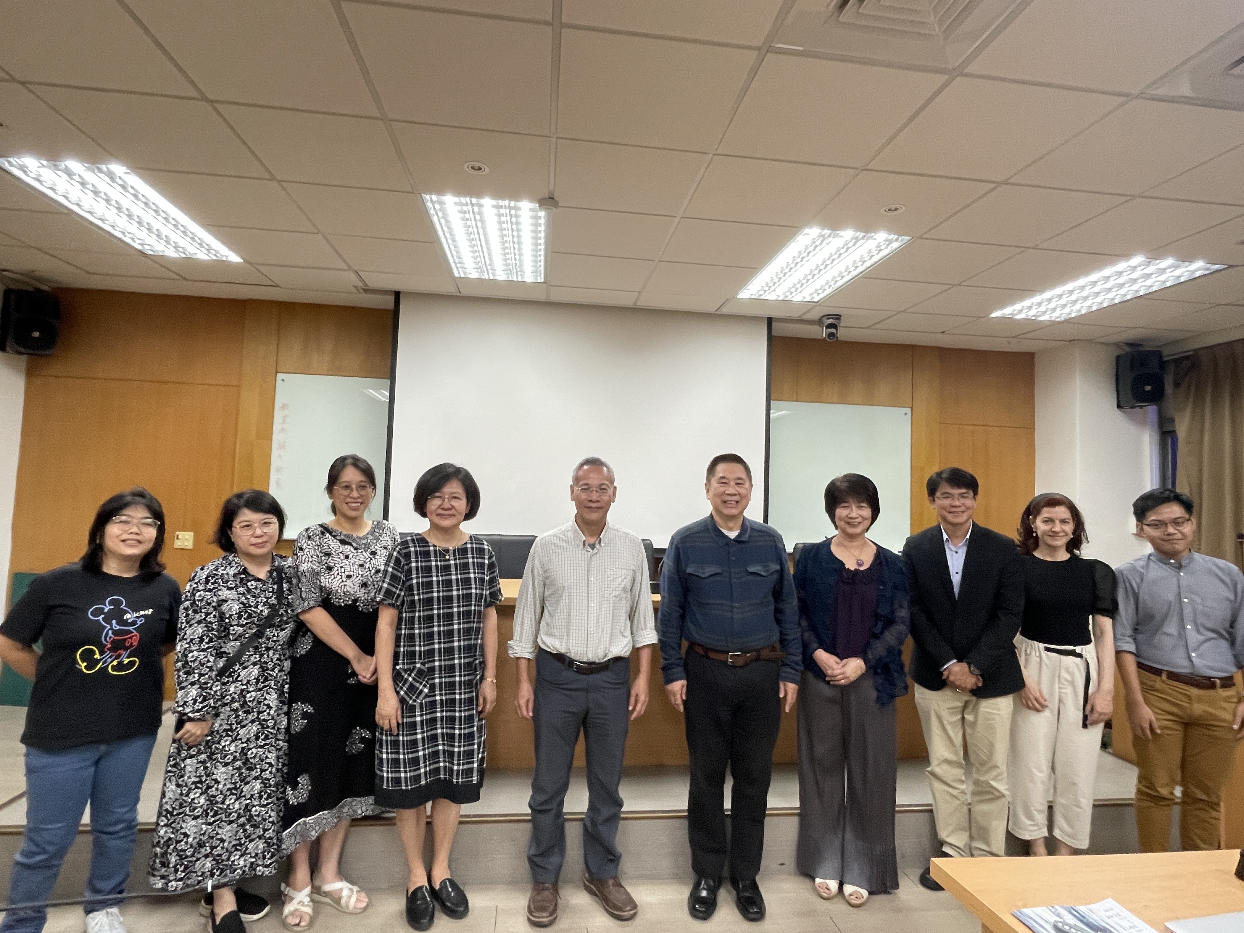 郭宗杰院士講座與會師長合影