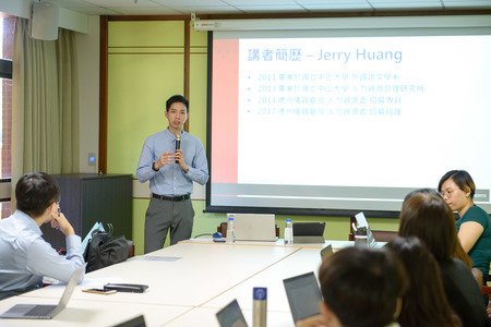 黃天豪學長自我介紹