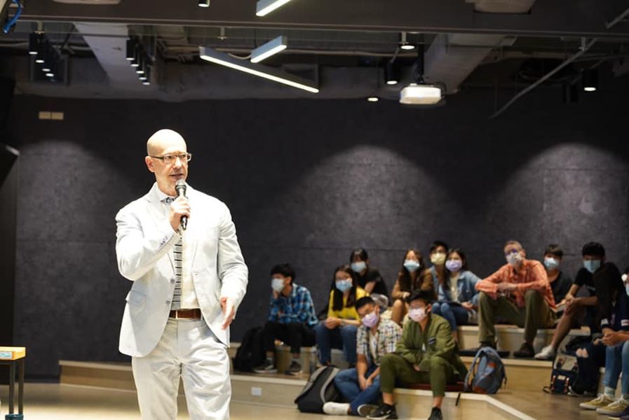演講