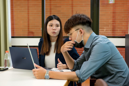 林珈年學姐對其個人履歷給予回饋